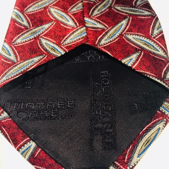Roundtree & Yorke Handmade 100% Silk Tie - Picture 2 of 3